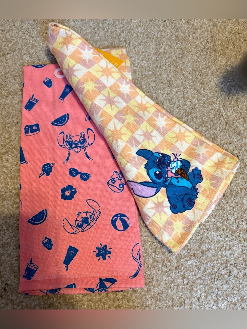 Disney Stitch 2 Pack Kitchen Towels NWT